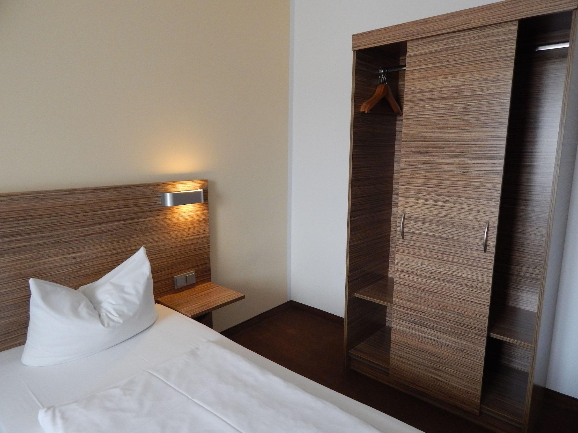 Hotel Andra Muenchen Екстер'єр фото