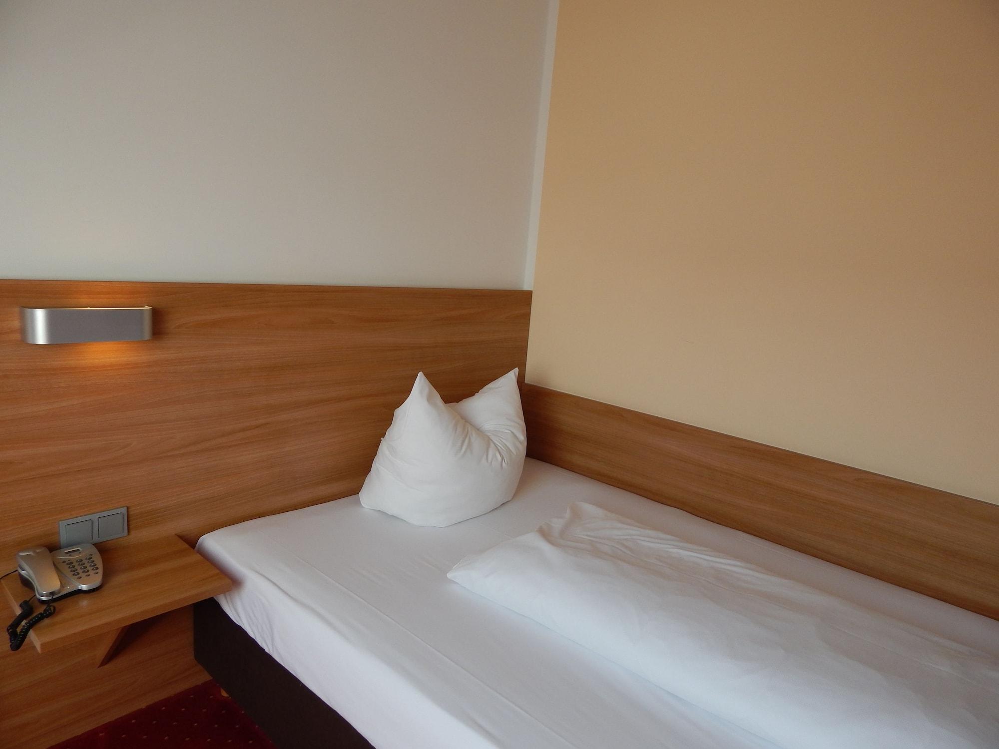 Hotel Andra Muenchen Екстер'єр фото