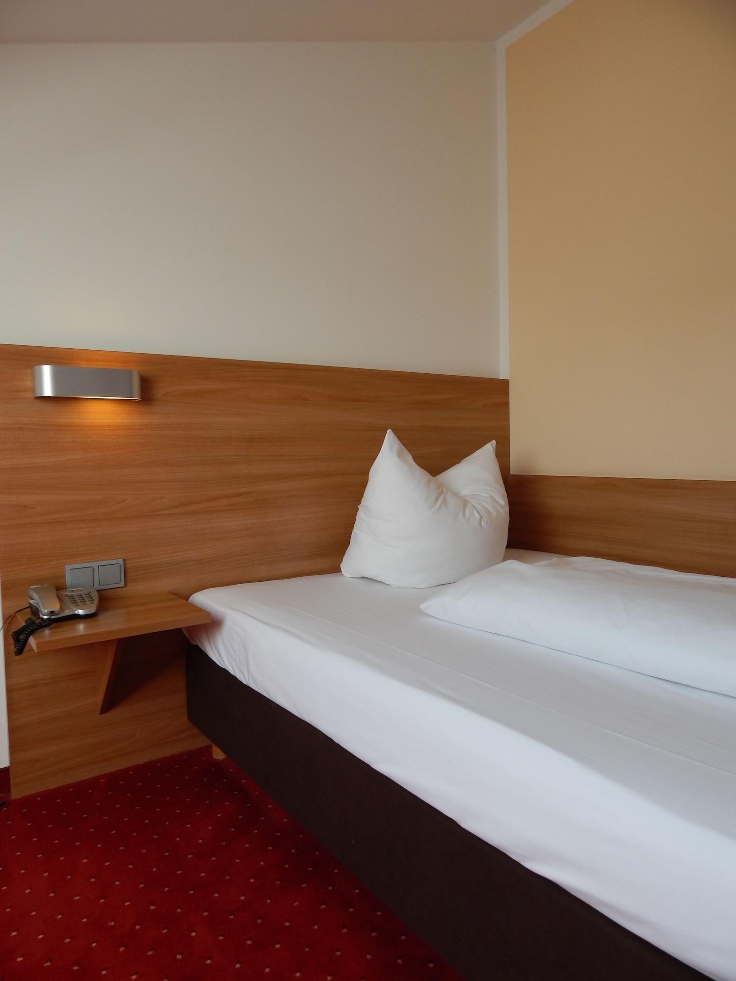 Hotel Andra Muenchen Екстер'єр фото