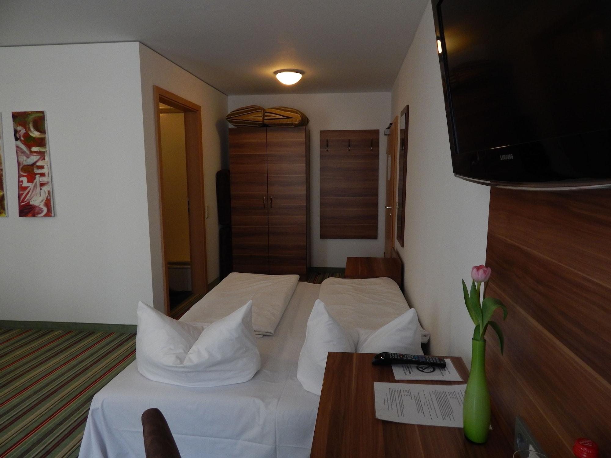 Hotel Andra Muenchen Екстер'єр фото