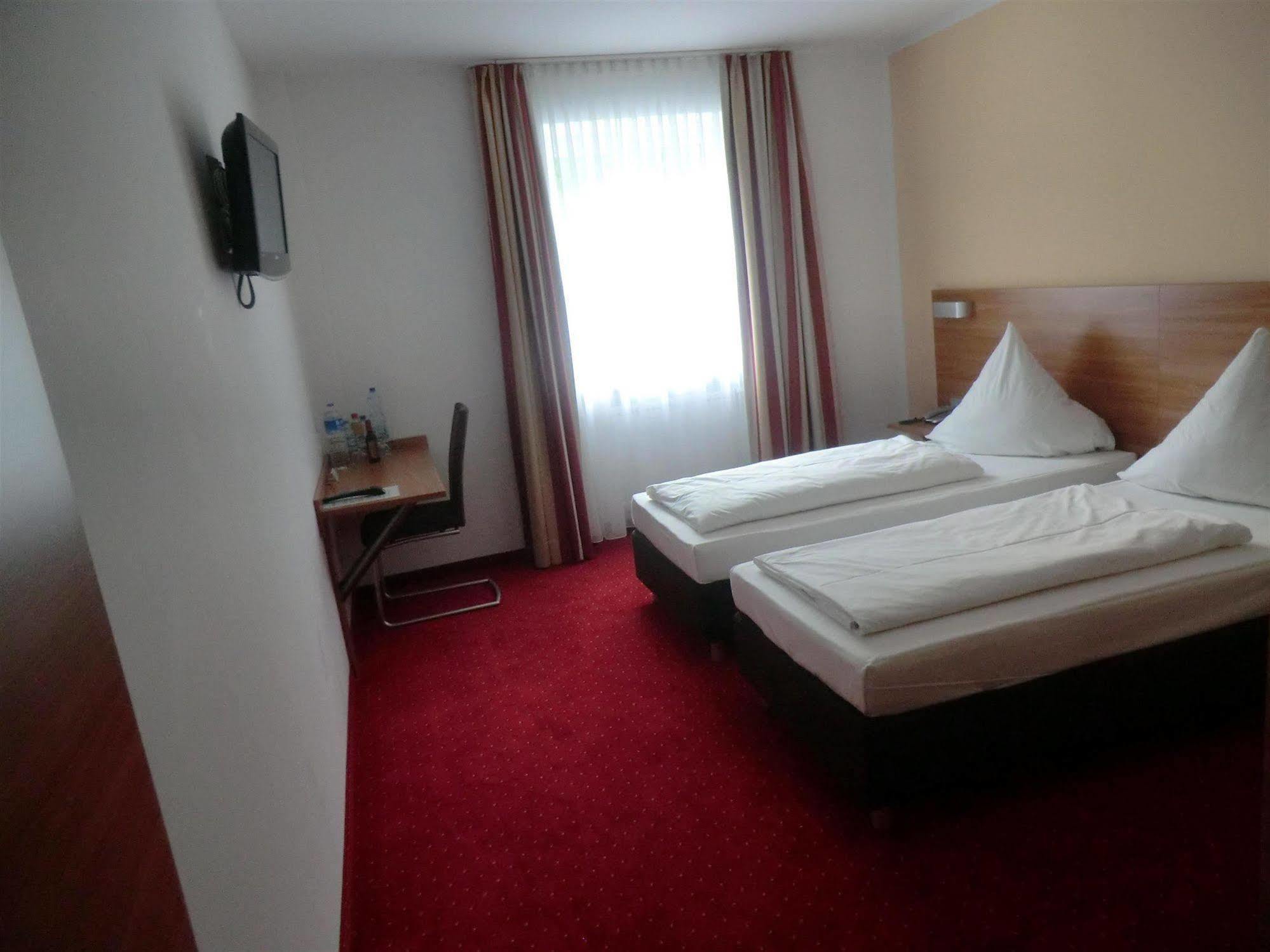 Hotel Andra Muenchen Екстер'єр фото